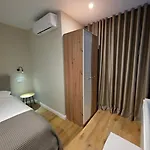 Jacuzzi Living Tirana Center 1 Apartment